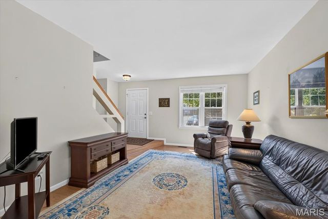 1162 Cantina Drive, St Louis, MO 63141