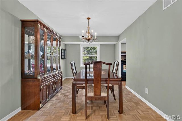 1162 Cantina Drive, St Louis, MO 63141