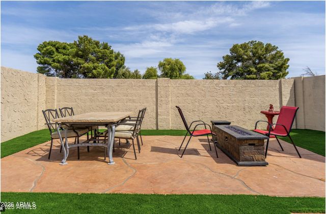 18026 N EVERSON Drive, Glendale, AZ 85308