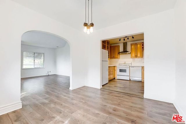 288 S Coronado Street, Los Angeles, CA 90057