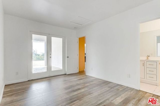 288 S Coronado Street, Los Angeles, CA 90057