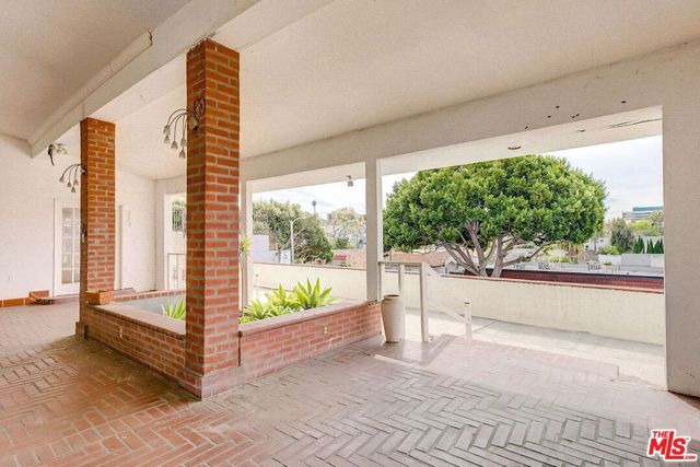 288 S Coronado Street, Los Angeles, CA 90057