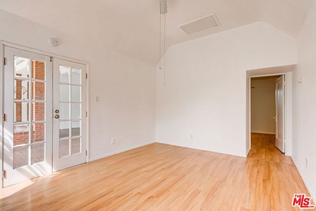 288 S Coronado Street, Los Angeles, CA 90057