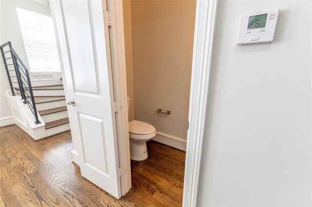 5226 Kiam St Street 1023, Houston, TX 77007