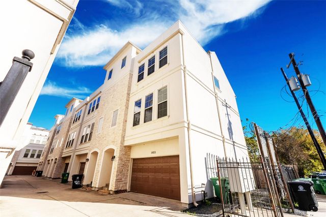 5226 Kiam St Street 1023, Houston, TX 77007