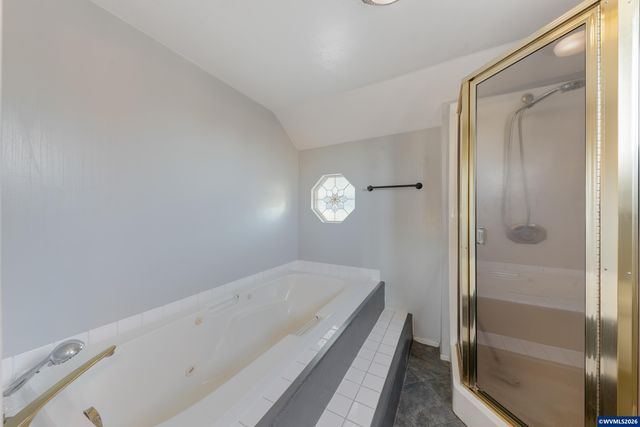 1111 SW Levens St, Dallas, OR 97338