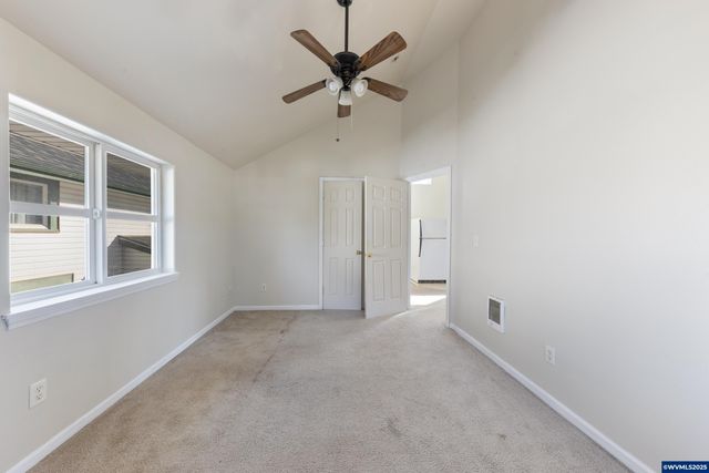 1111 SW Levens St, Dallas, OR 97338