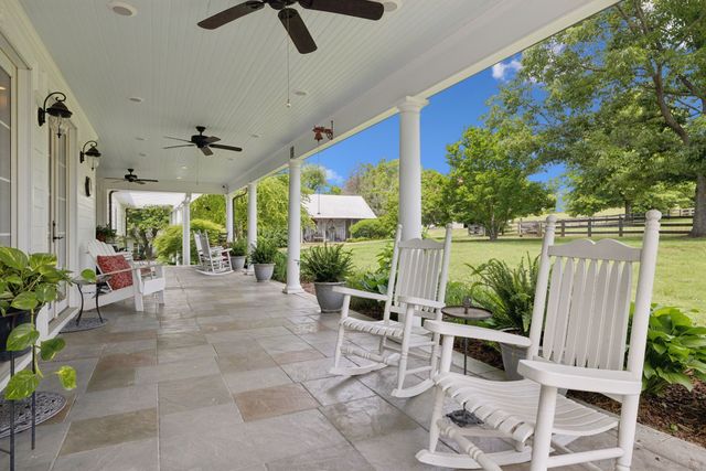4929 Snow Creek Rd, Santa Fe, TN 38482