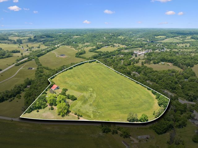 4929 Snow Creek Rd, Santa Fe, TN 38482