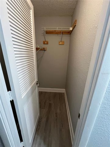 2755 COCONUT BAY LN LANE 113, Sarasota, FL 34237