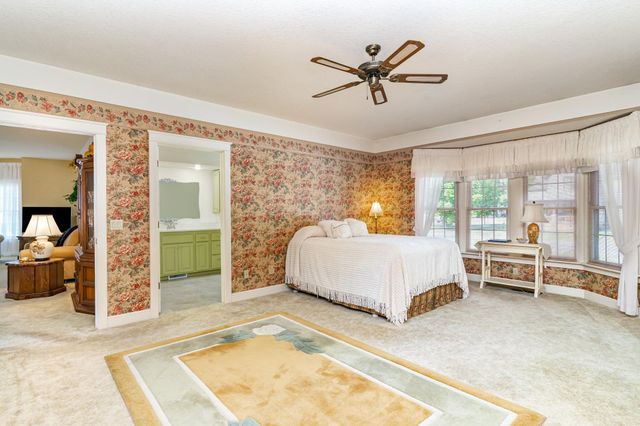 108 N 3rd Street, Shepherd, MI 48883