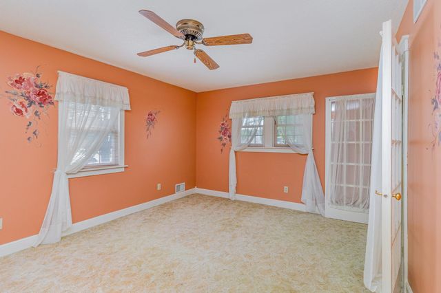 108 N 3rd Street, Shepherd, MI 48883