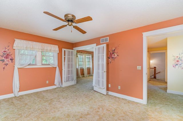 108 N 3rd Street, Shepherd, MI 48883