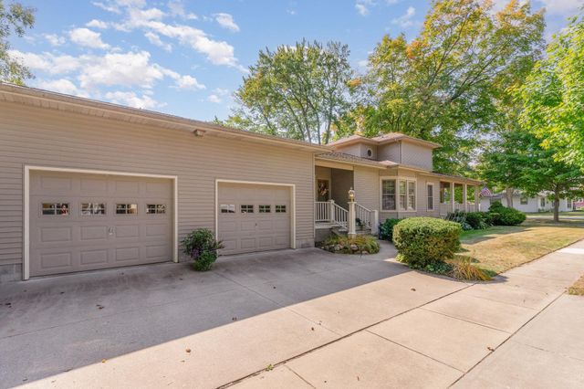 108 N 3rd Street, Shepherd, MI 48883