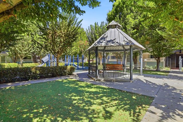 605 Arcadia Terrace 103, Sunnyvale, CA 94085