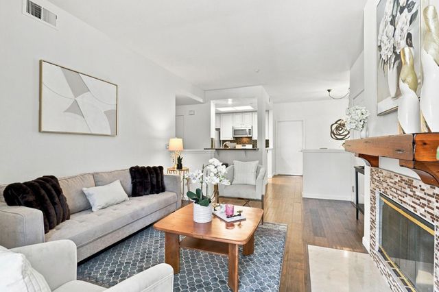 605 Arcadia Terrace 103, Sunnyvale, CA 94085