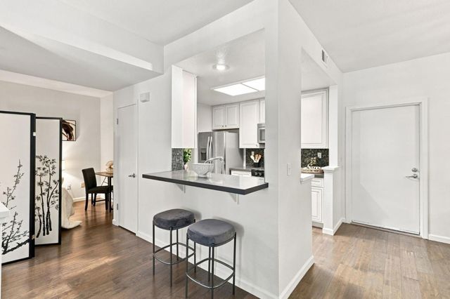 605 Arcadia Terrace 103, Sunnyvale, CA 94085