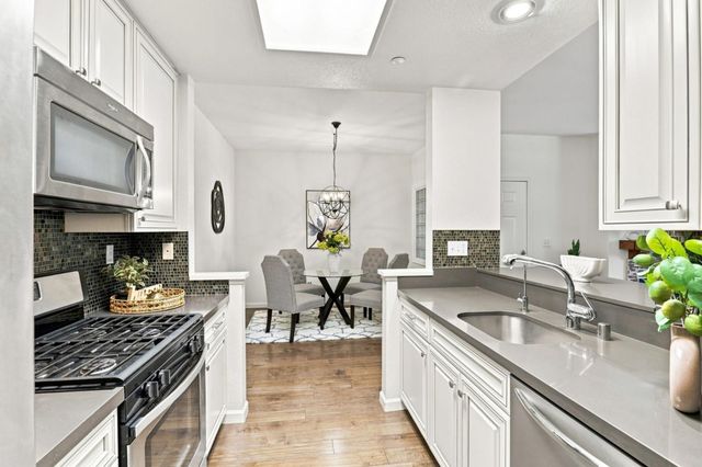 605 Arcadia Terrace 103, Sunnyvale, CA 94085