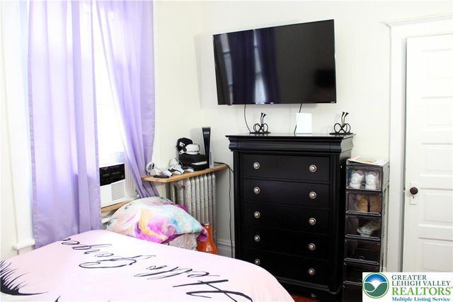 735 Fiot Avenue, Bethlehem City, PA 18015