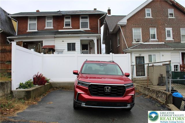 735 Fiot Avenue, Bethlehem City, PA 18015