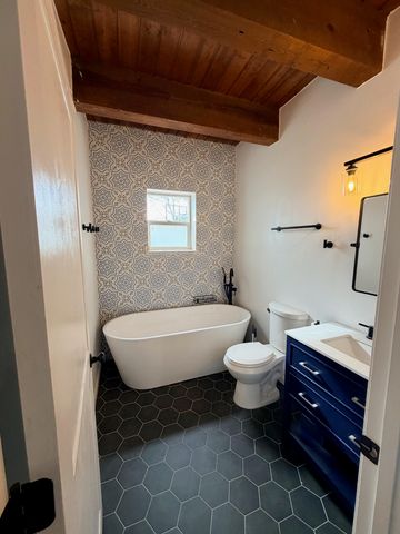 106 Sherrod Court, Corrales, NM 87048