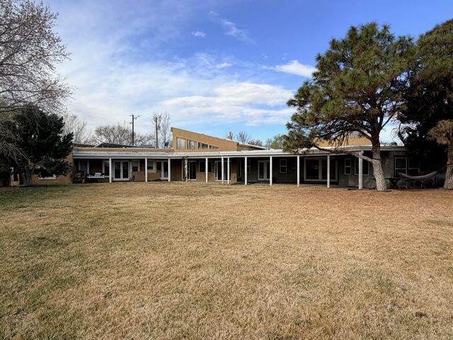 106 Sherrod Court, Corrales, NM 87048