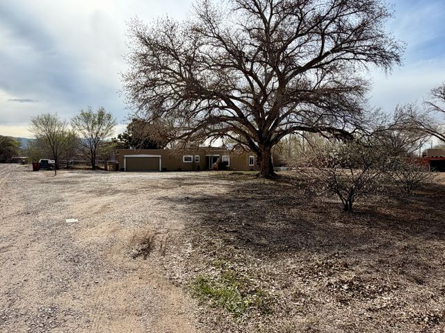106 Sherrod Court, Corrales, NM 87048