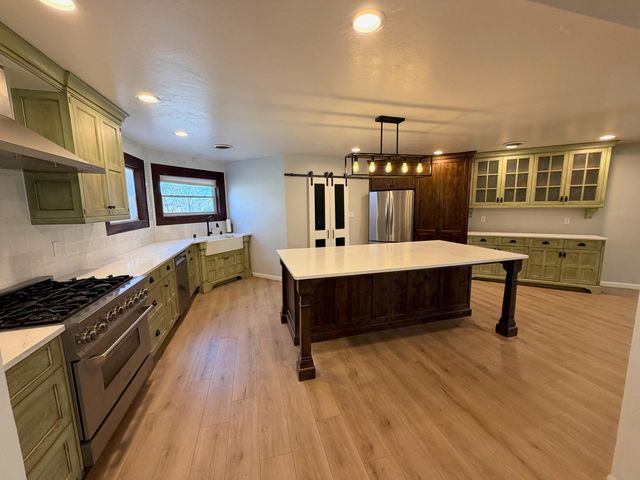 106 Sherrod Court, Corrales, NM 87048