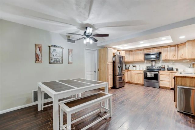 1528 Laramie, Redlands, CA 92374