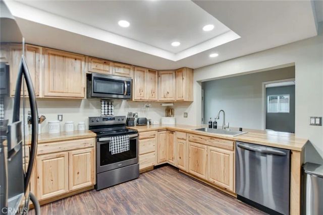 1528 Laramie, Redlands, CA 92374