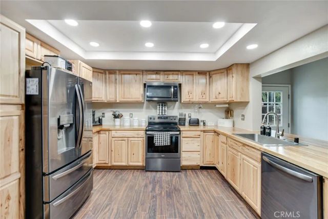 1528 Laramie, Redlands, CA 92374