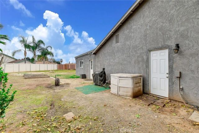 1528 Laramie, Redlands, CA 92374