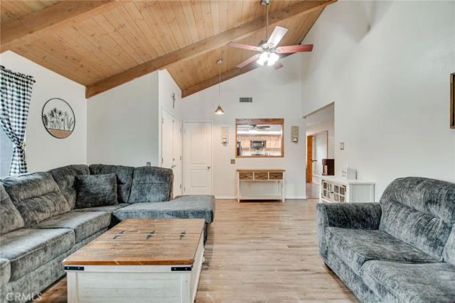 1528 Laramie, Redlands, CA 92374