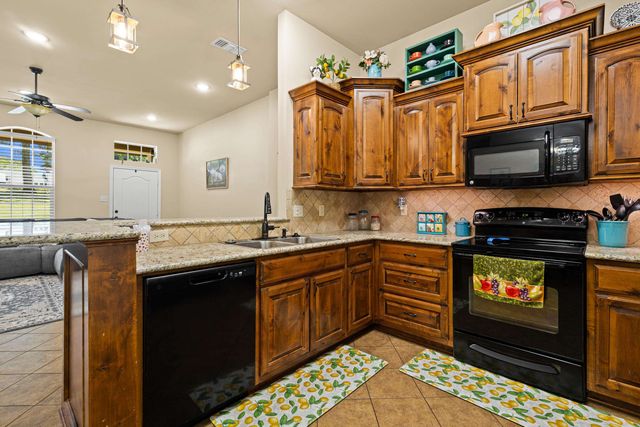 25337 Country Club, Gladewater, TX 75647