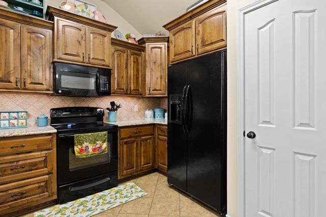 25337 Country Club, Gladewater, TX 75647