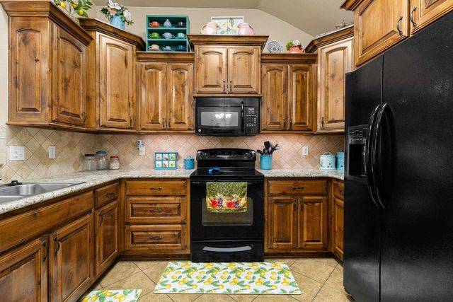 25337 Country Club, Gladewater, TX 75647