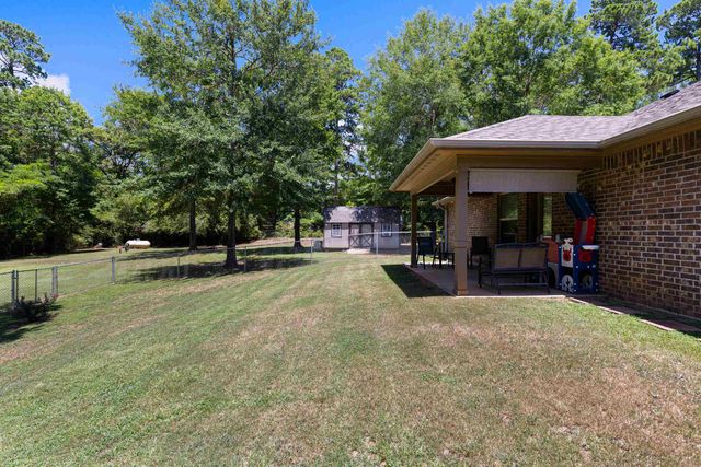 25337 Country Club, Gladewater, TX 75647