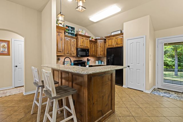 25337 Country Club, Gladewater, TX 75647