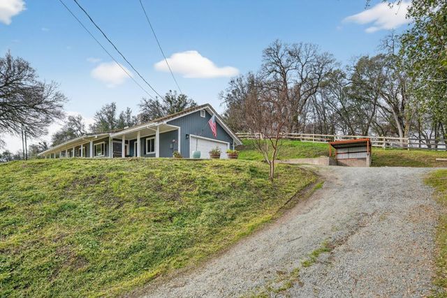 4440 Baldwin Ln, Valley Springs, CA 95252