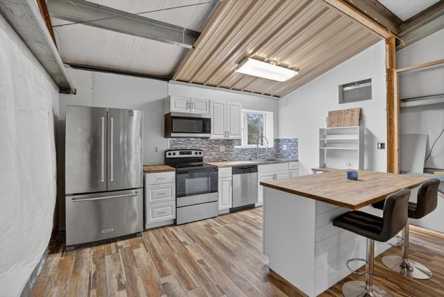 4440 Baldwin Ln, Valley Springs, CA 95252