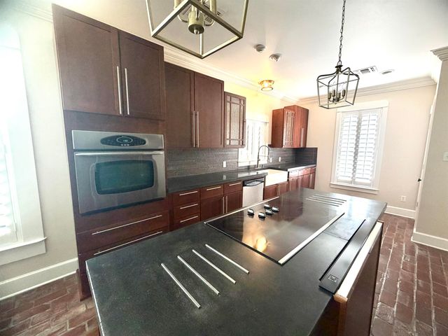 126 West 40th Place, Cut Off, LA 70345