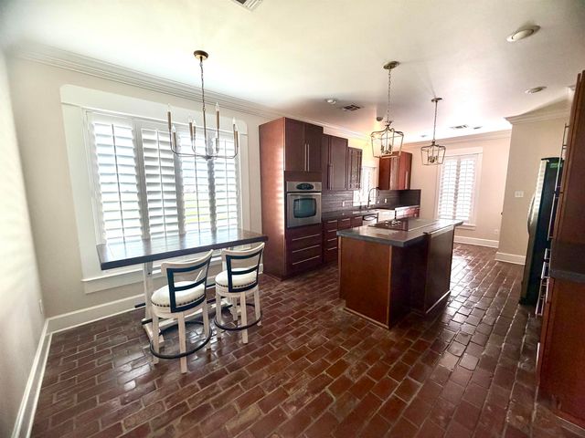 126 West 40th Place, Cut Off, LA 70345