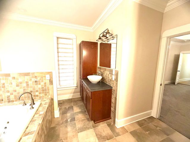 126 West 40th Place, Cut Off, LA 70345