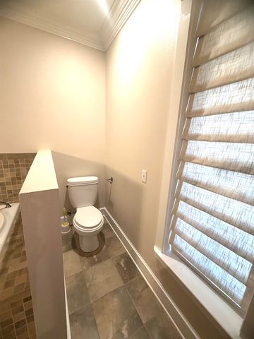 126 West 40th Place, Cut Off, LA 70345