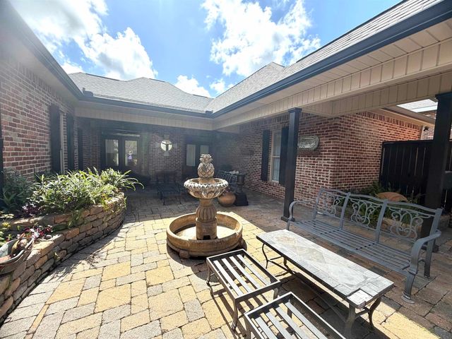 126 West 40th Place, Cut Off, LA 70345