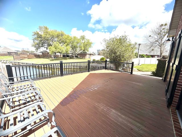 126 West 40th Place, Cut Off, LA 70345