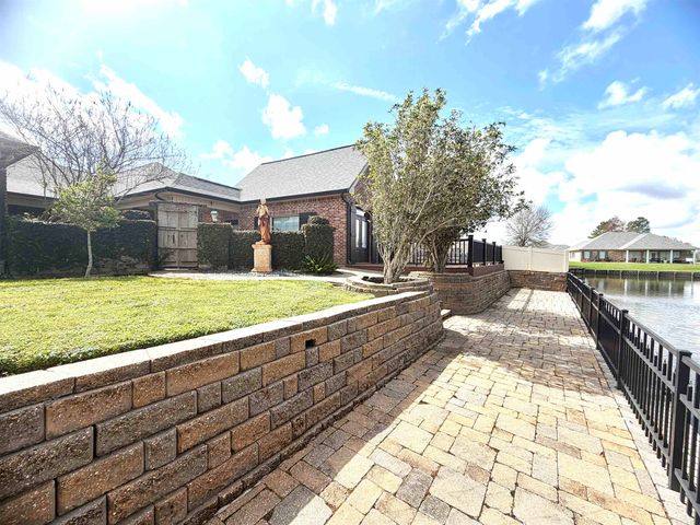 126 West 40th Place, Cut Off, LA 70345