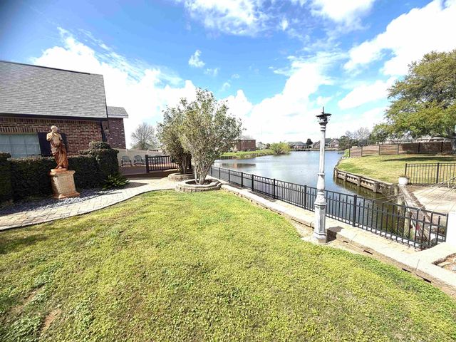 126 West 40th Place, Cut Off, LA 70345