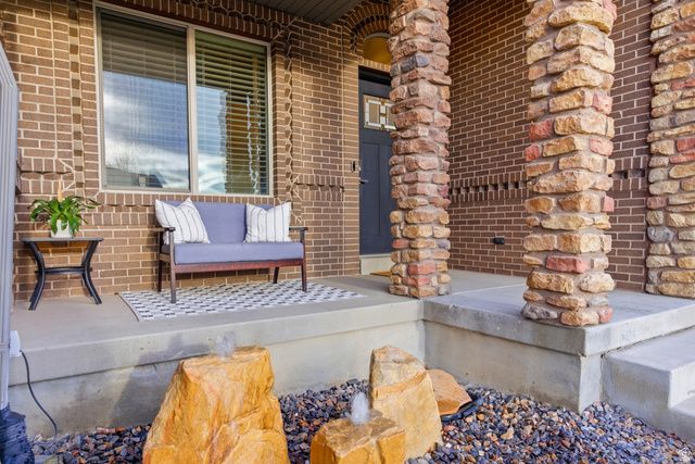 8561 S CANMORE DR, West Jordan, UT 84081