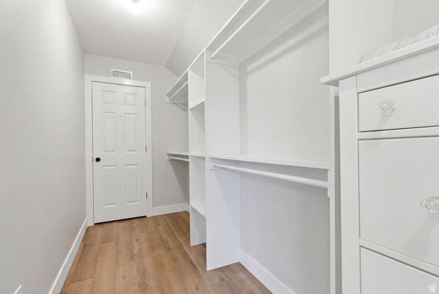 8561 S CANMORE DR, West Jordan, UT 84081